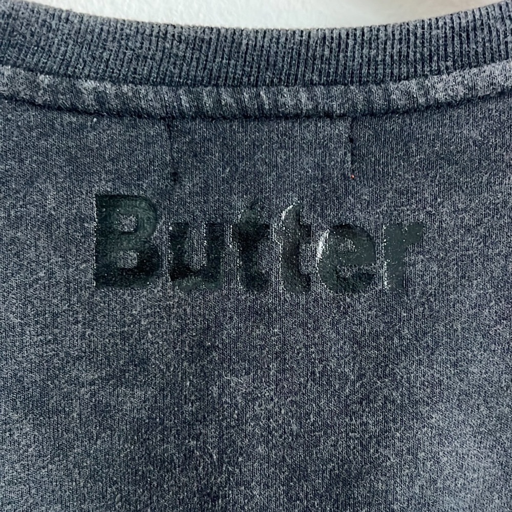 Butter Super Soft Stars Twist Front Cropped Sweatshirt Gray NWT - Picture 7 of 11
